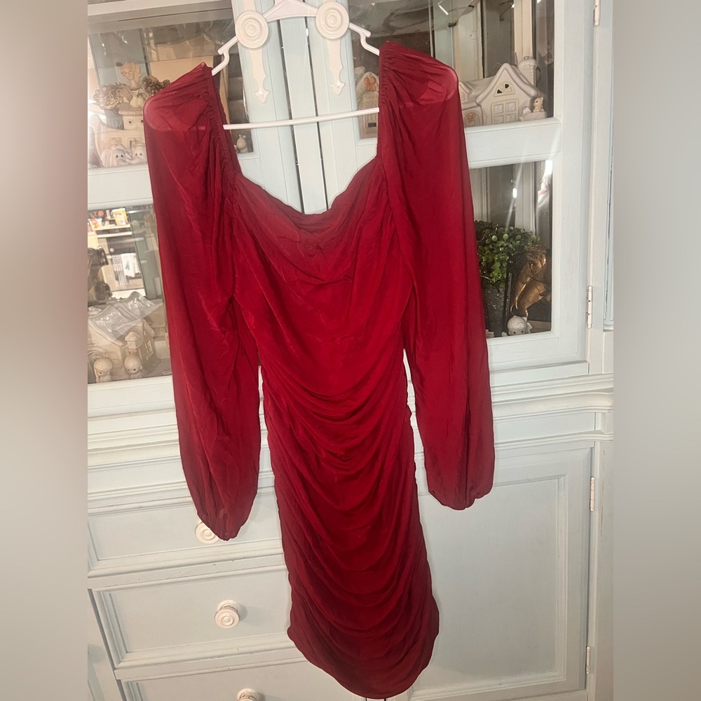 Chic Long Sleeve Red Dress